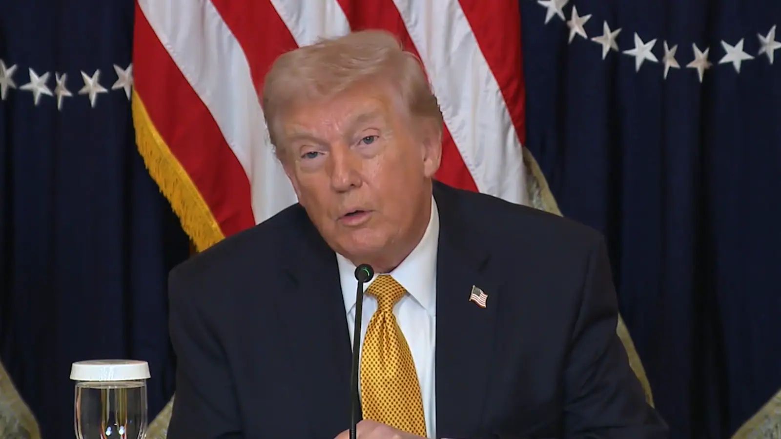us iran war donald trump news senate war powers act resolution 4 republicans side with democrats