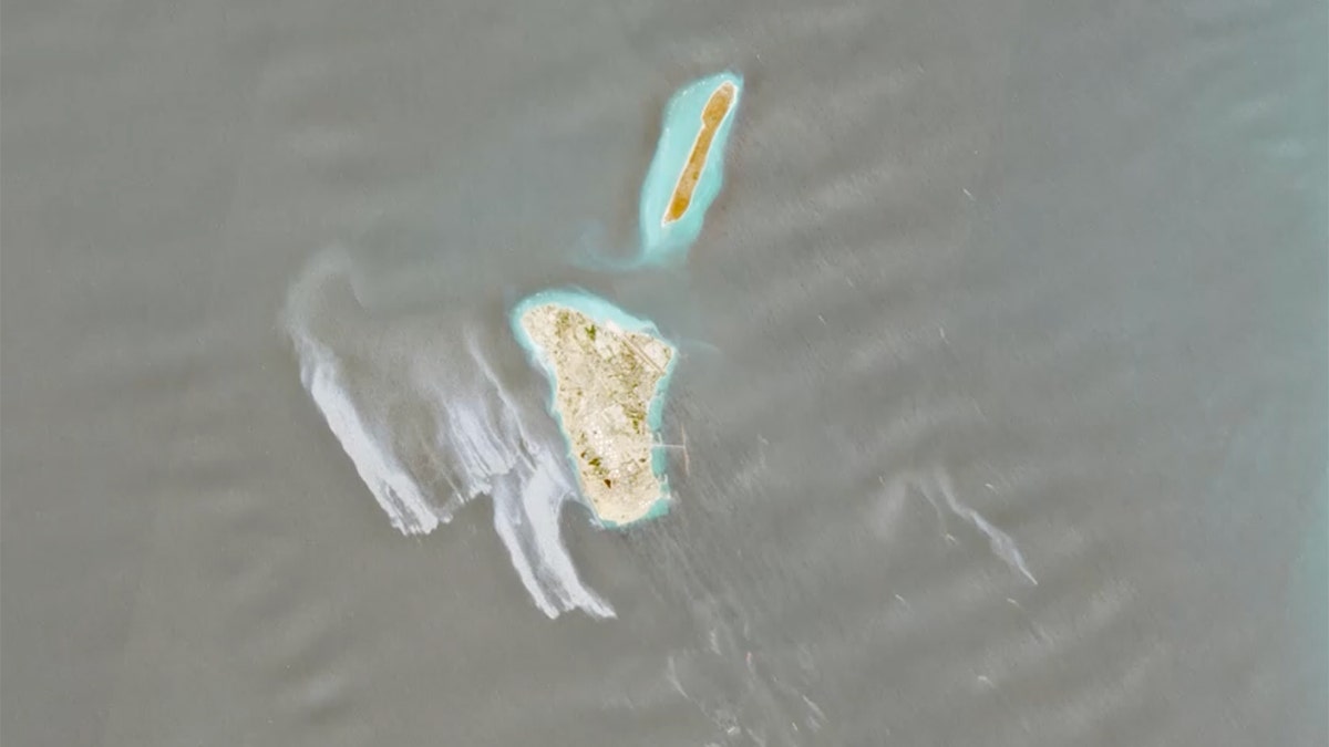 Oil slick spreading on water near Kharg Island