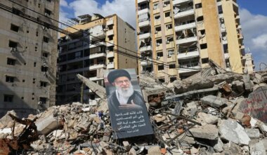Powerful Iranian Ultra-Hardliners Mobilise Against Iran-US Nuclear Talks