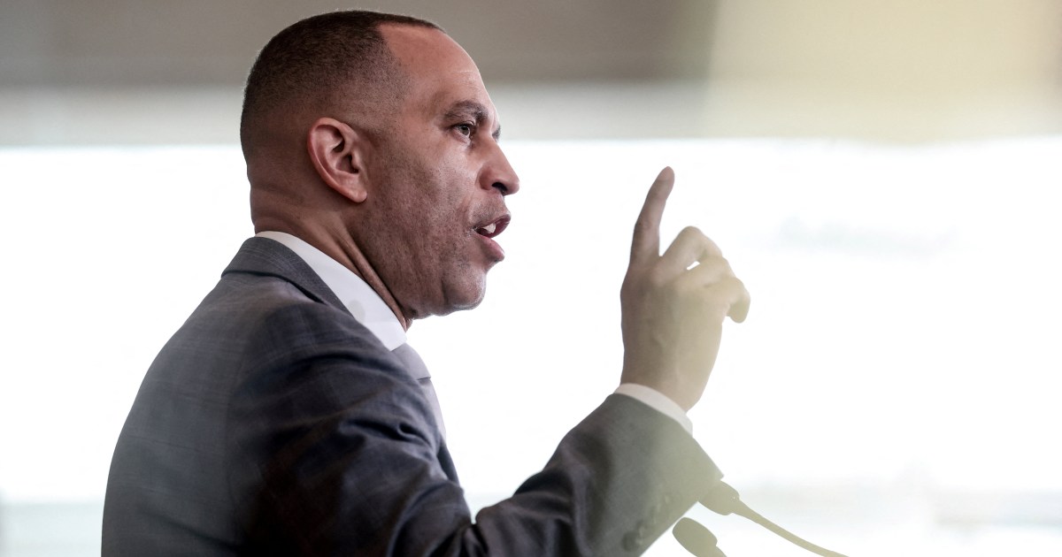 ‘Cotton picking’: US lawmaker condemned for racist comment about Jeffries | Race Issues News