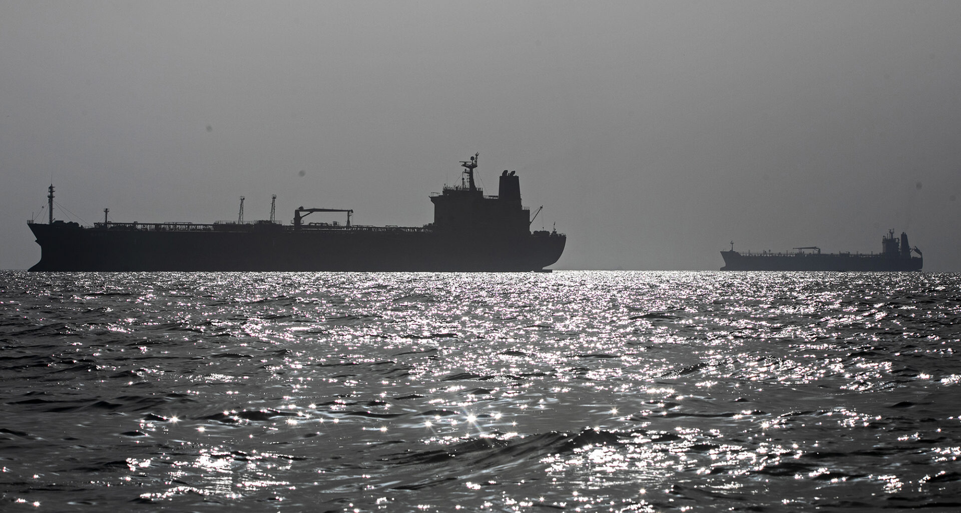 Few Foreign Ships Seen in Hormuz Amid Reports of Iran’s Insurance Plan