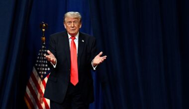 Trump Pauses ‘Project Freedom’ in Hope of Deal With Iran