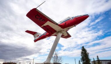 Tickets to final show of iconic Snowbirds jets in hometown sell out in minutes