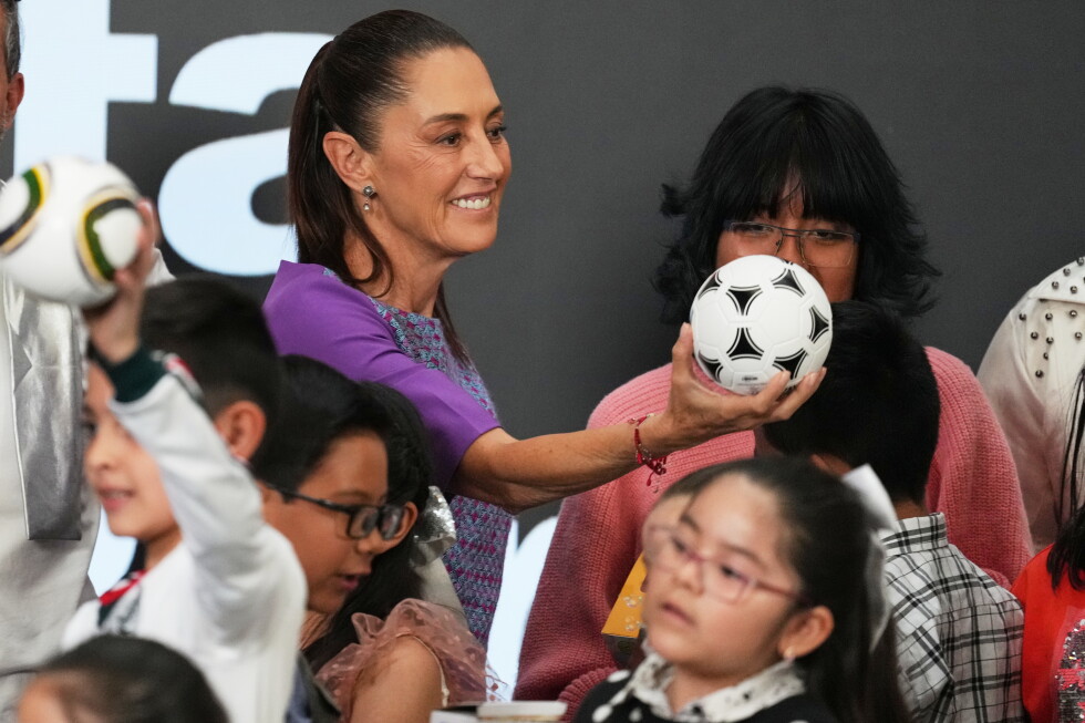 Mexico's president confirms her country will host Iran's World Cup team