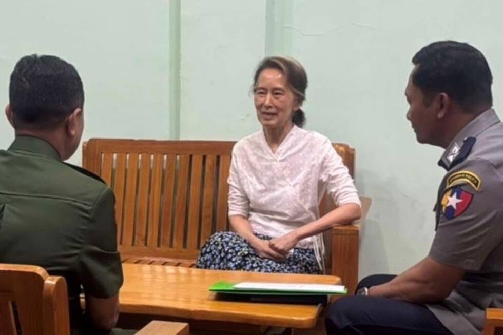 Aung San Suu Kyi moved from prison to house arrest in Myanmar