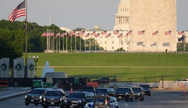 Trump tours Lincoln Memorial Reflecting Pool paint job