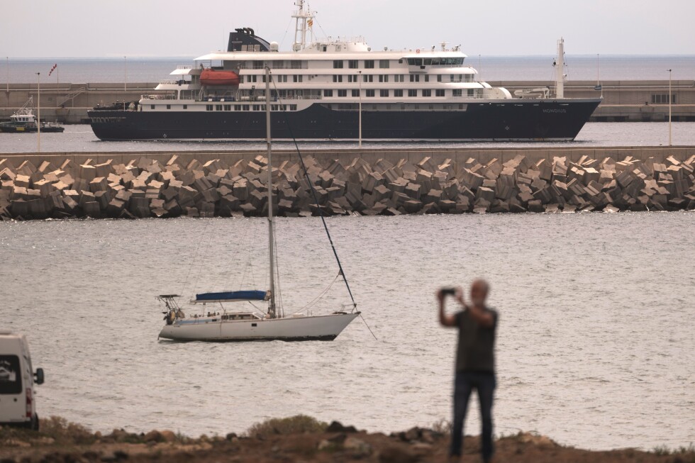 WHO says there are now 11 confirmed hantavirus infections from cruise ship