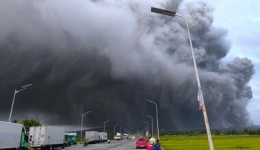 Nearly 200,000 people affected by Philippine volcano ash