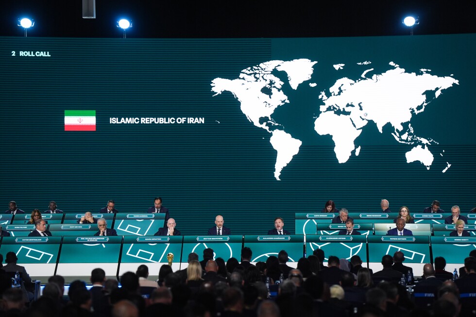 Iran wants team members who are ex-Revolutionary Guard should get World Cup visas