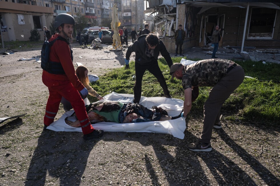 Russia launches drone attacks on Ukraine, defying ceasefire