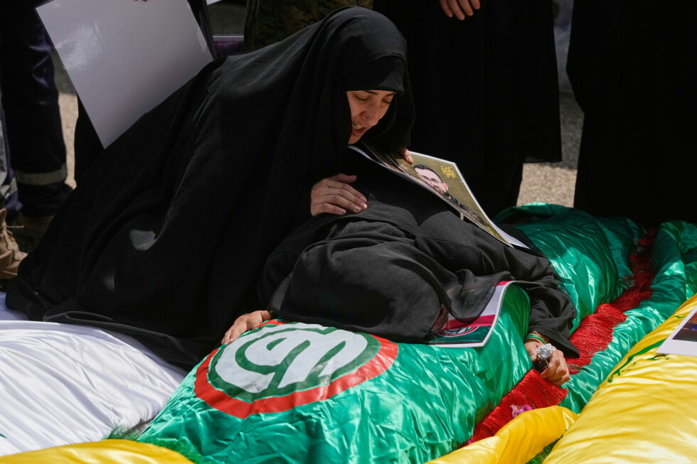 Israeli airstrikes in southern Lebanon kill 10, including paramedics and a child