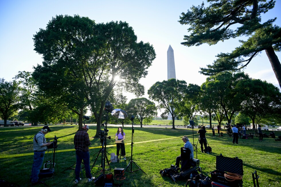 Man fires at officers, shot by law enforcement near Washington Monument