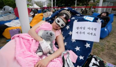 Photos show Han River Nap Competition in Seoul