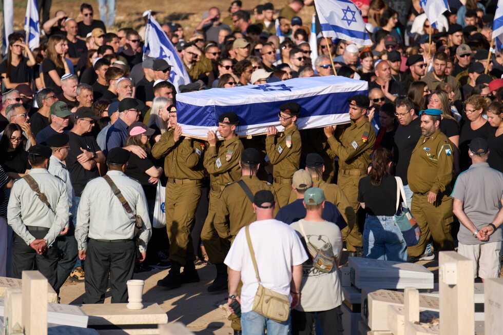 Israel's air force targets Hezbollah sites in Lebanon