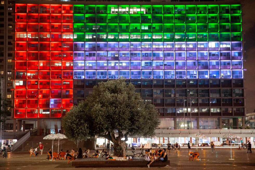 UAE's rulers prefer to keep their growing ties to Israel discreet