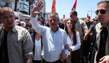 Thousands rally in Ankara for Turkey's deposed opposition leader