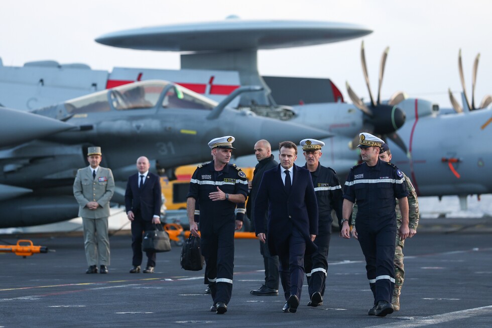 French carrier group moves closer to Strait of Hormuz for possible mission