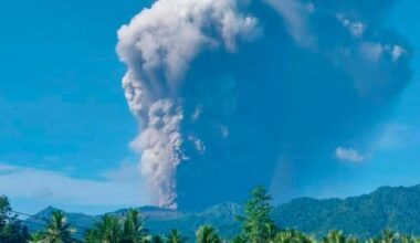3 hikers dead after volcano eruption in Indonesia at Mount Dukono - National