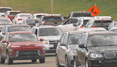 Heavy traffic gridlock in southwest Edmonton as construction ramp up: ‘Everyone is frustrated’ - Edmonton