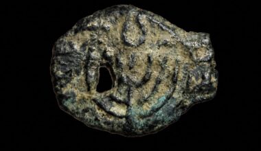 2,000-year-old coin with earliest menorah image returned to Israel after US seizure
