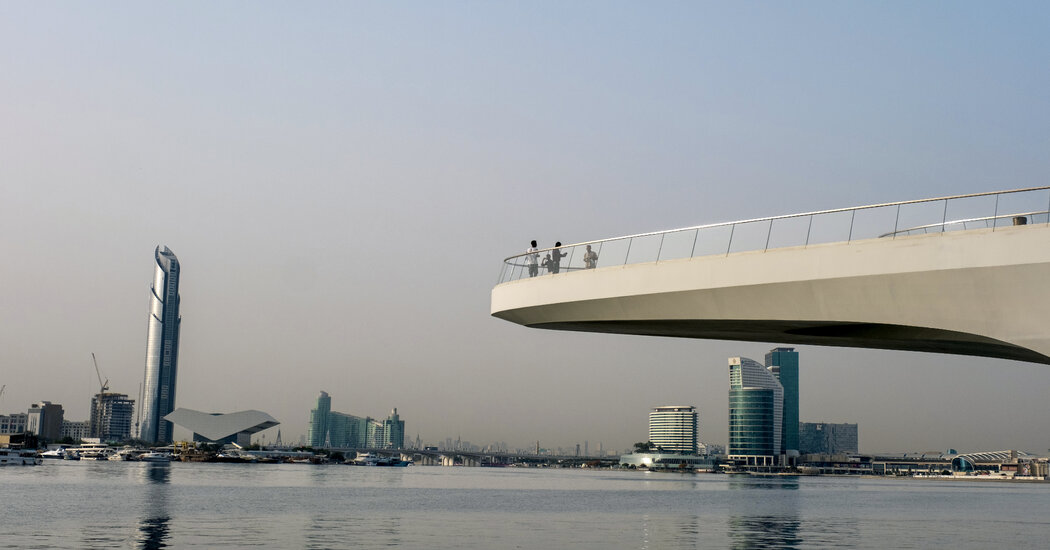 Dubai’s Economic Endurance Is Being Tested in War With Iran