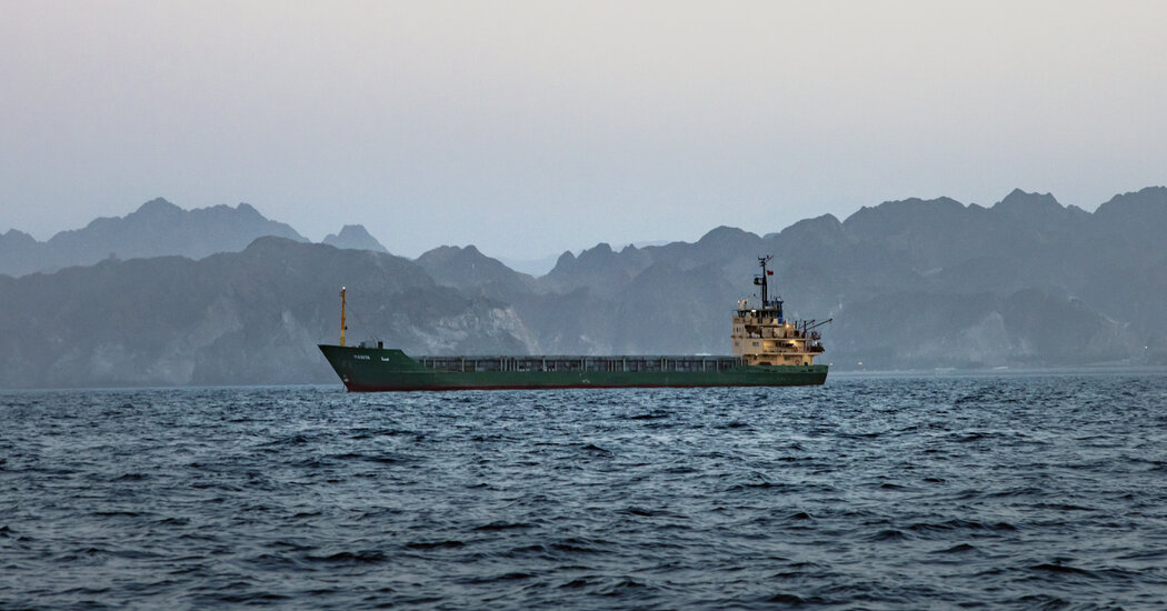 After U.S.-Iran War, Oman Is Said to Propose Strait of Hormuz Fee Plan