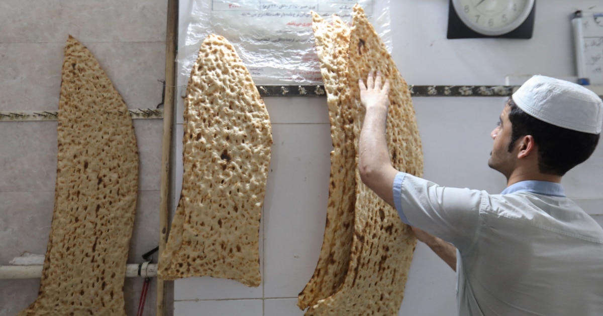 Iranians Struggle For Their Daily Bread As The War's Economic Costs Rise