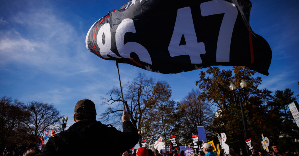 Demonstrators Cannot Be Forced to Take Down ‘86-47’ Flag, Judge Rules