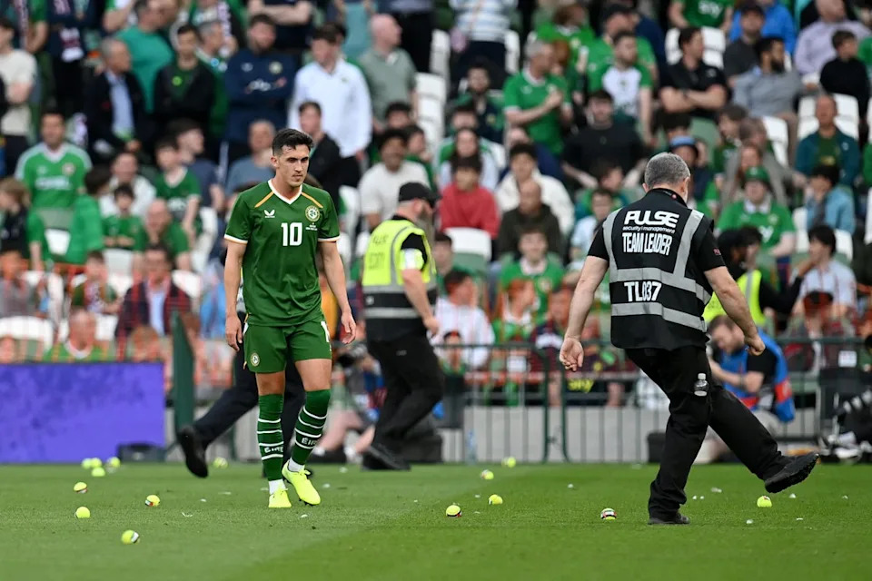 The Republic of Ireland's match with Qatar was interrupted by a tennis ball protest (Getty)