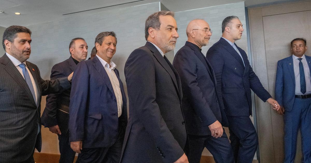 Hardliners accuse negotiating team of ignoring Supreme Leader's objections