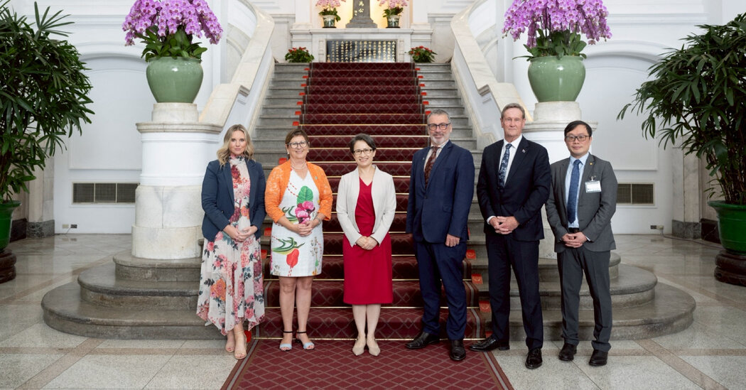 Four New Zealand Lawmakers Banned From China After Taiwan Trip