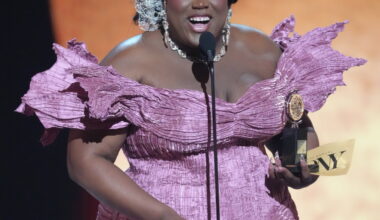Tonys 2026 Live Updates: ‘Schmigadoon!’ Wins Key Preshow Award as Stars Arrive on Red Carpet