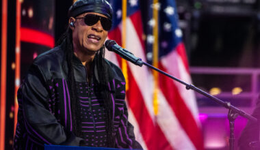 Springsteen, Bono, Stevie Wonder, Christina Aguilera To Perform At Obama Center Opening Celebration