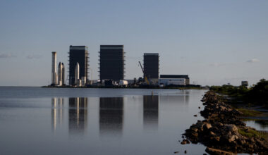 How Banks Are Using the SpaceX IPO to Woo the Super Rich