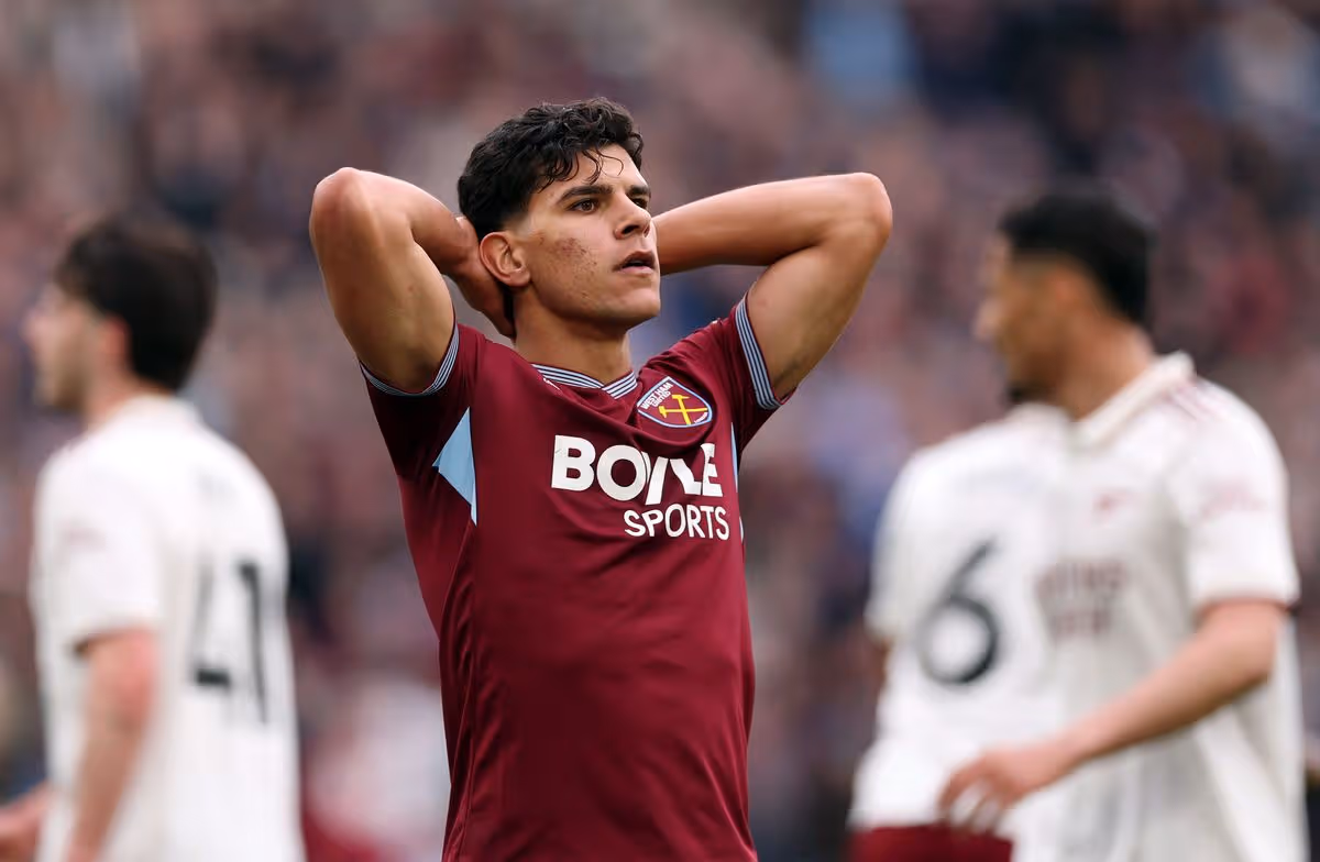 Fernandes has told West Ham bosses he wants to join Man Utd