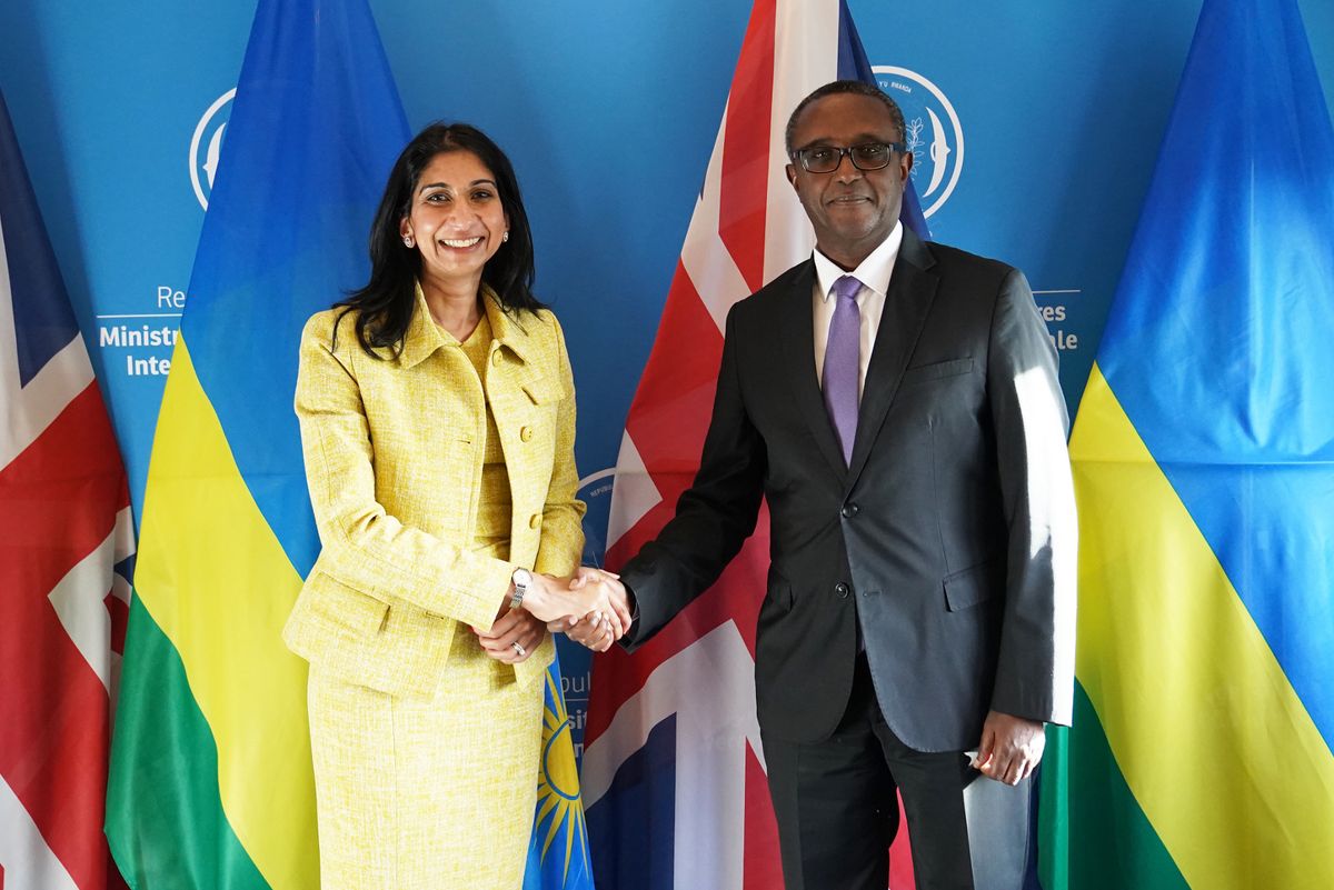 Former Tory Home Secretary Suella Braverman with Rwandan foreign minister Vincent Biruta in Kigali in 2004
