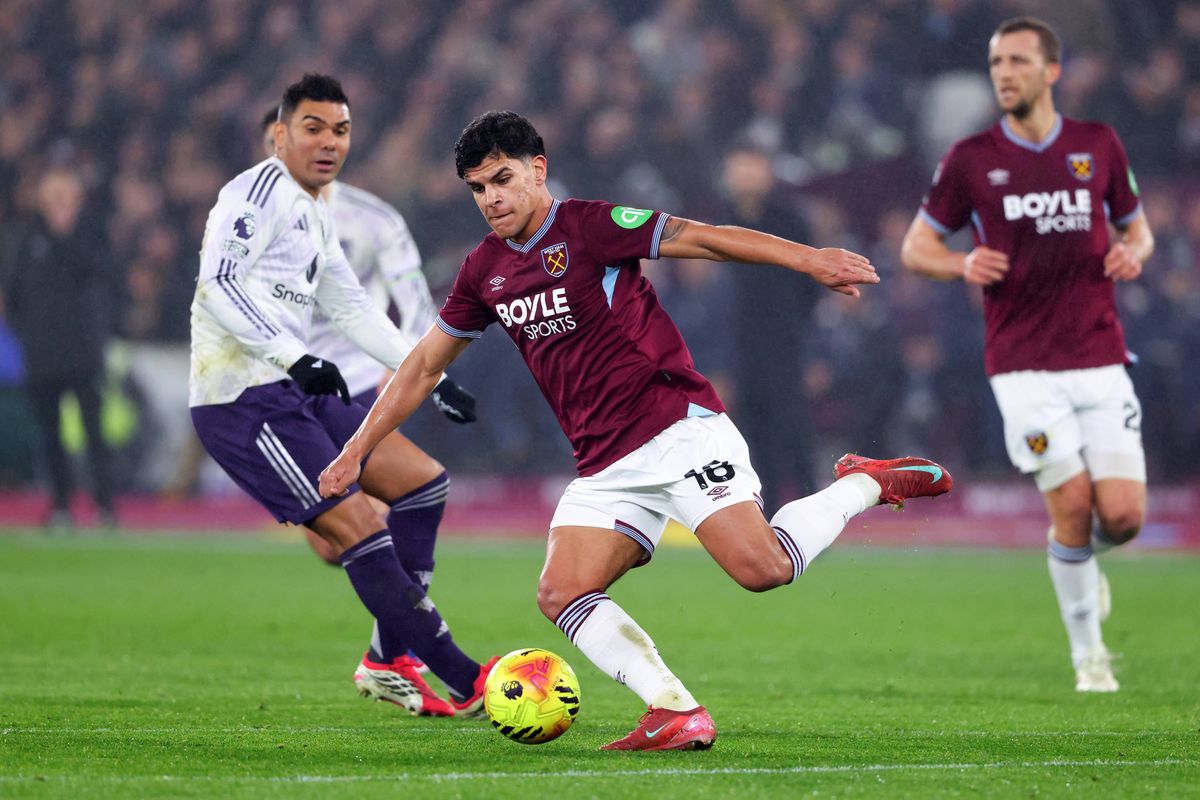 Mateus Fernandes during a West Ham match