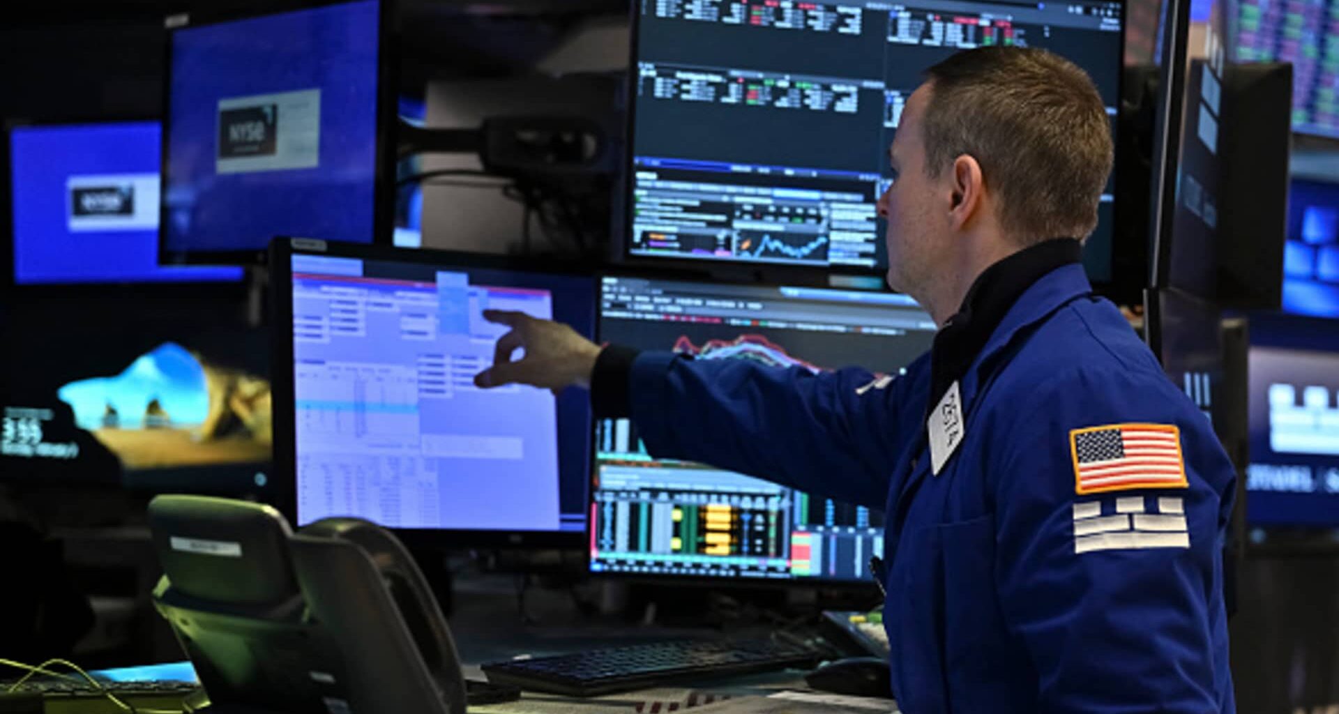 Treasury yields flat as investors monitor inflation data, Iran latest