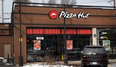 Yum Brands sells Pizza Hut to LongRange Capital and Yum China