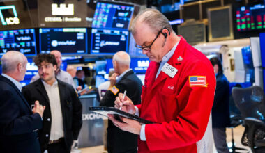 Stock market today: Live updates