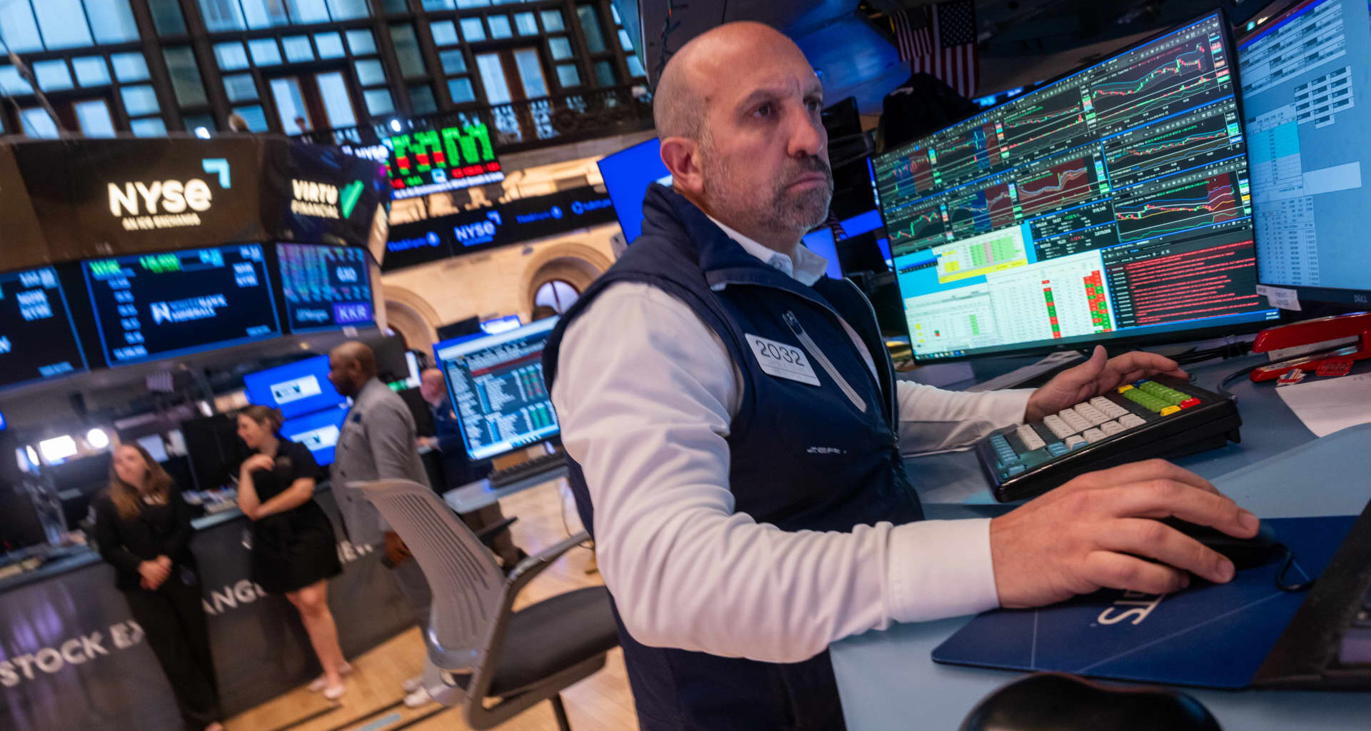 Stock market today: Live updates