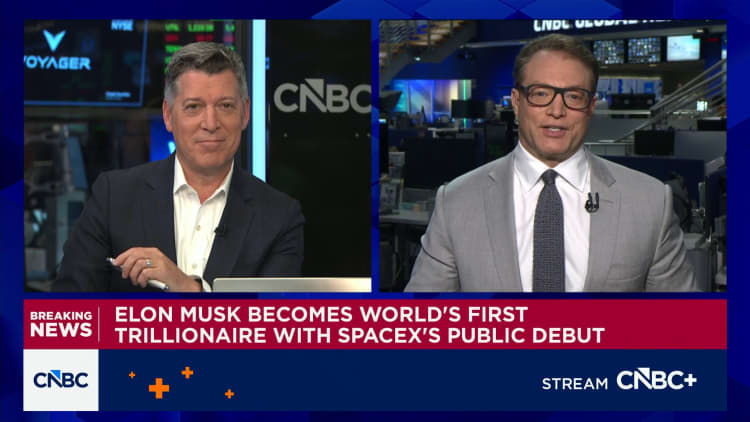 Elon Musk becomes the world's first trillionaire with SpaceX debut