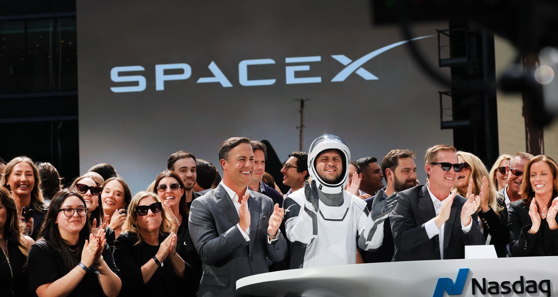 SpaceX kicks off bond sale days after record IPO, discloses cash pile