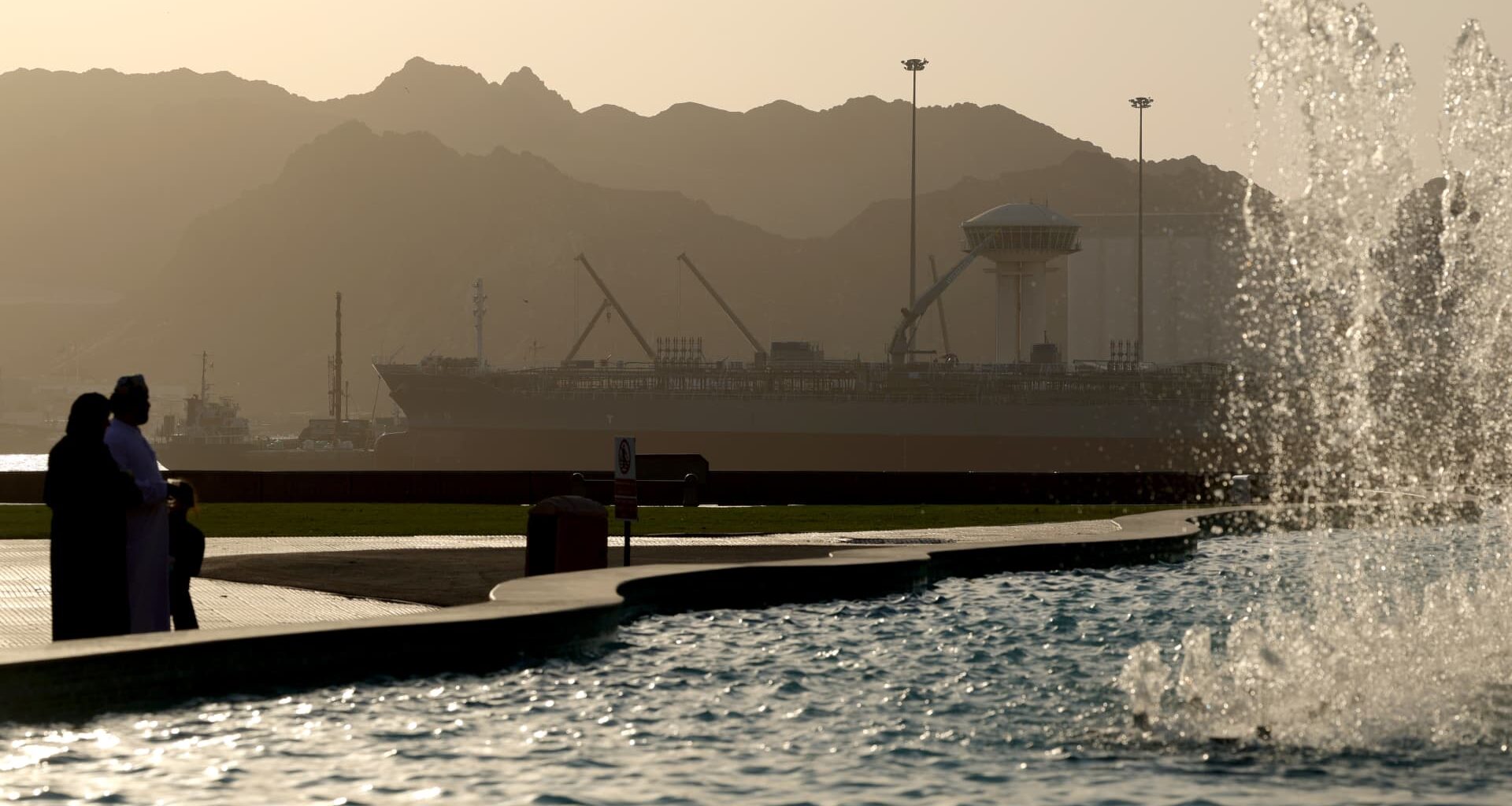 Oil tanker traffic jumps in Hormuz after U.S. and Iran open sea lane