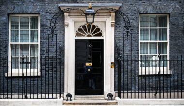 Starmer resigns as PM. Is the UK ungovernable