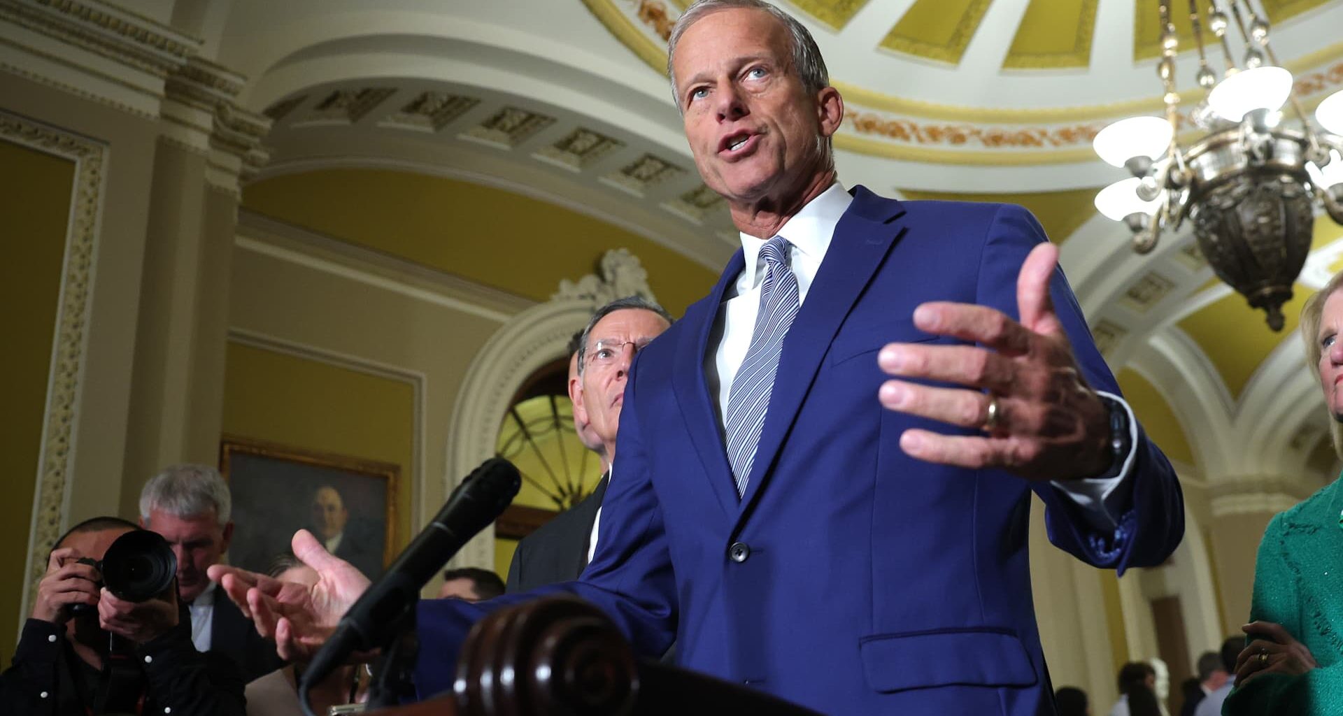 Senate backs Iran war powers resolution as GOP pressure grows on Trump