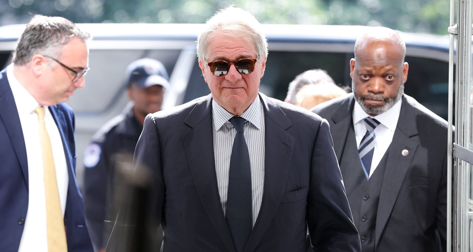 Leon Black says Jeffrey Epstein duped him