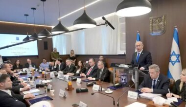Cabinet clashes over Lebanon policy