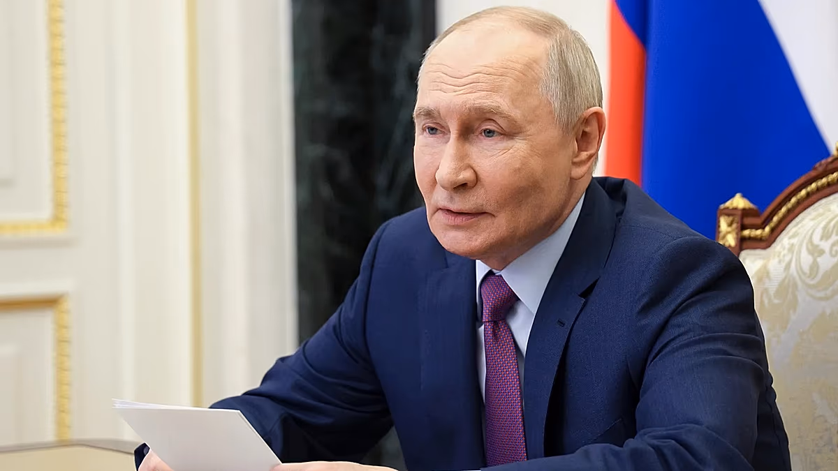 British teenager sanctioned by Russia over his report on alleged Moscow-backed crypto laundering
