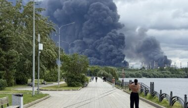 Russia Expands Fuel Rationing as Drone Strikes Hit Refineries Nationwide